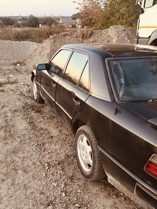 Mercedes-benz 124