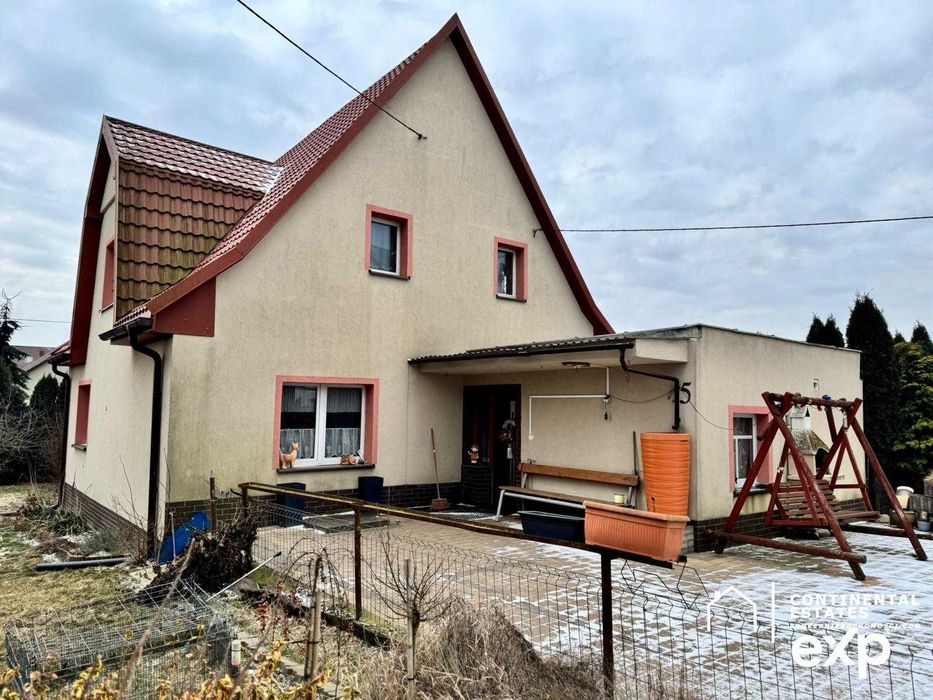 Gospodarstwo 0,5 ha z domem, sklepem i zabudowaniami | Jaksonowice