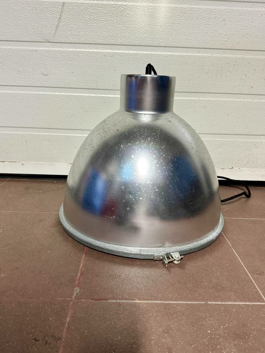 Candeeiro industrial em aço galvanizado - NOVO PREÇO