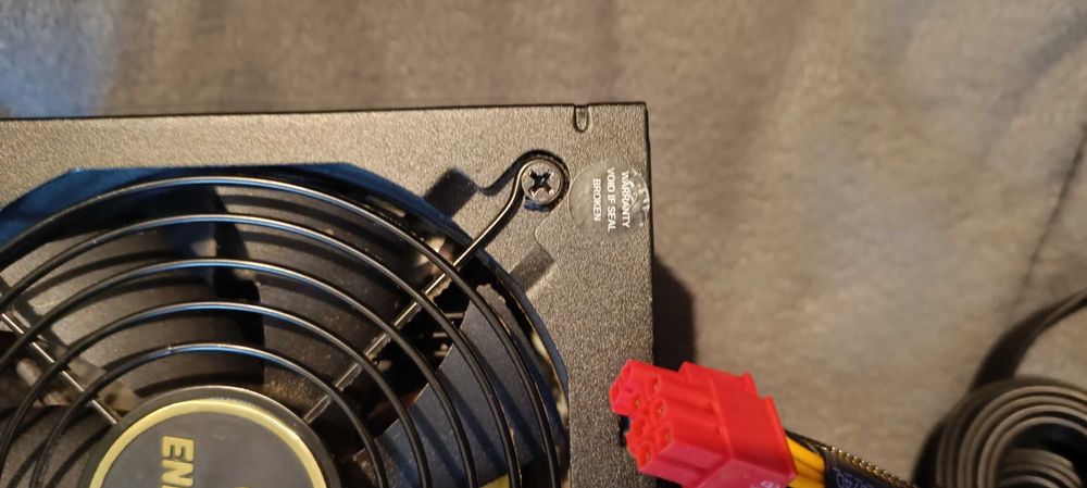 Enermax Triathlor 650w c сертификатом 80Plus Bronze