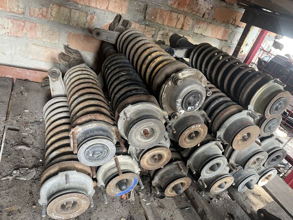 Передні стійки Таврія/Славута