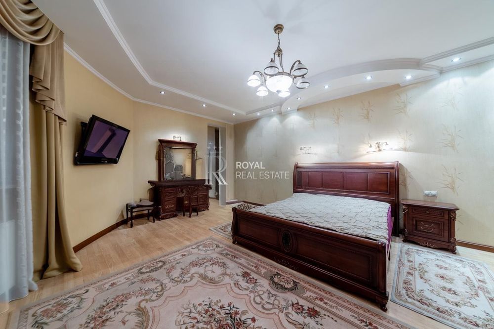 Оренда Квартира 3к 140м2 Центр Балкон Гардероб Укриття Метро