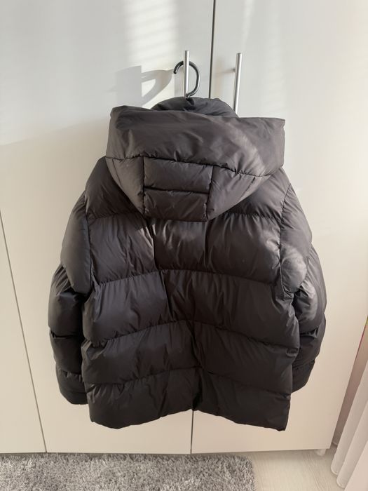 Пуховик      жіночій