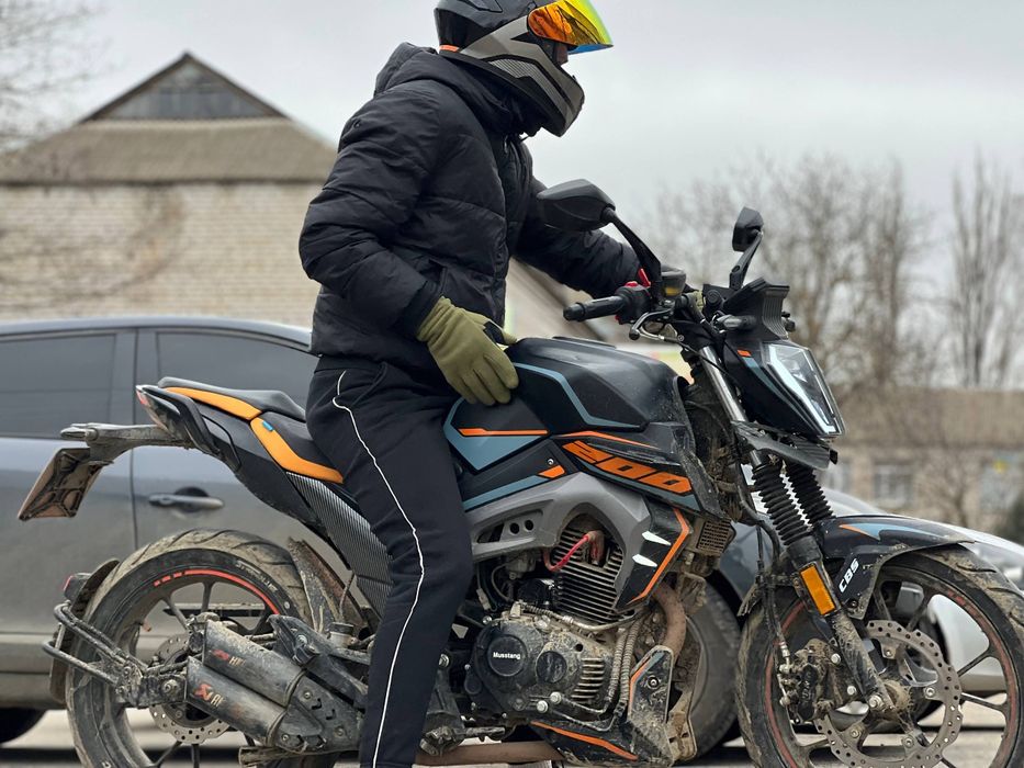 Продам мотоцикл мустанга регион st 200