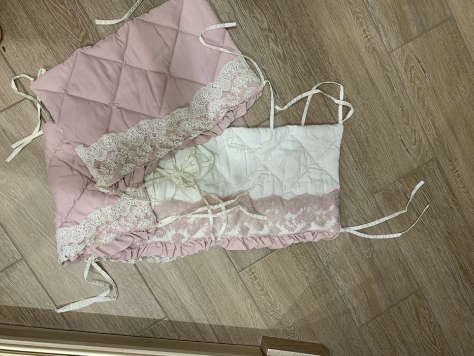 Бортики в кроватку