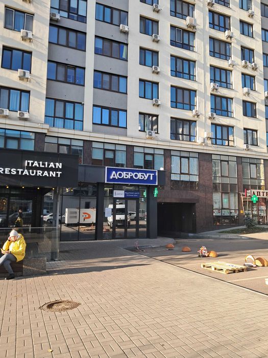 Продам унікальний пентхаус  з великими можливостями. ЖК Венеція. Краєвиди  270 градусів.  Без %