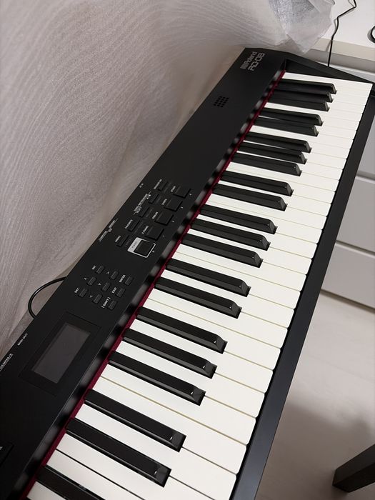 Roland RD 08 novo com garantia