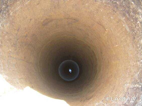 Чистка криниць, поглиблення. Копання криниць під ключ