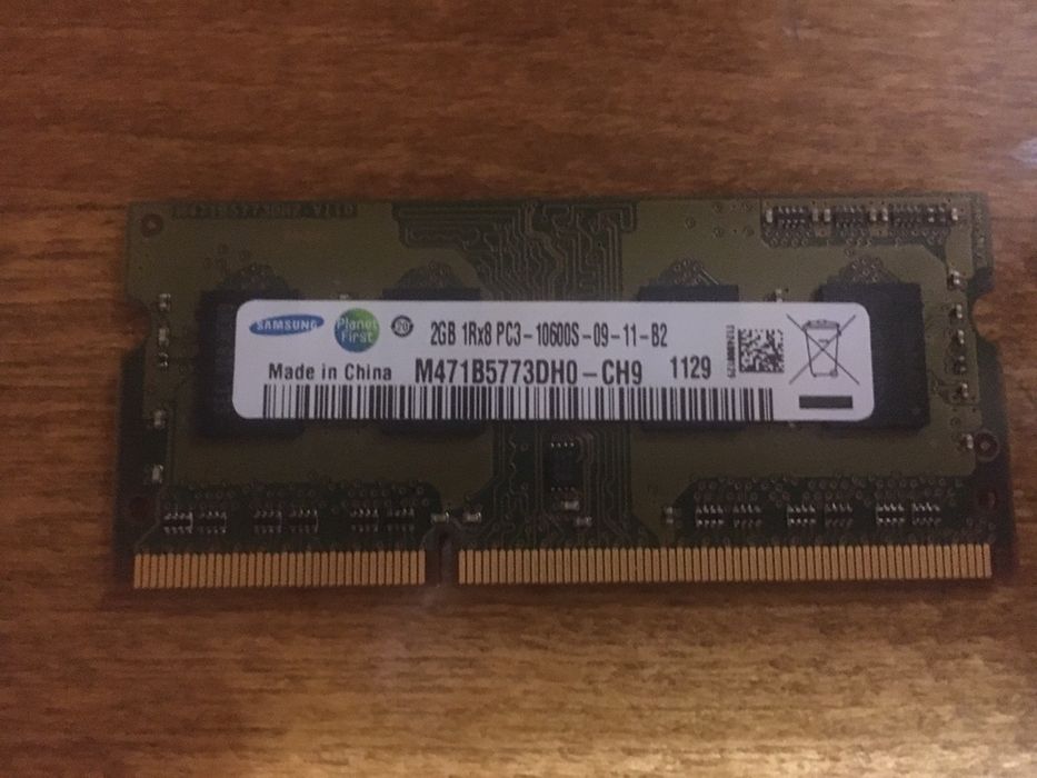 Продам оперативную память, для ноутбука SoDIMM DDR3 1333 1gb