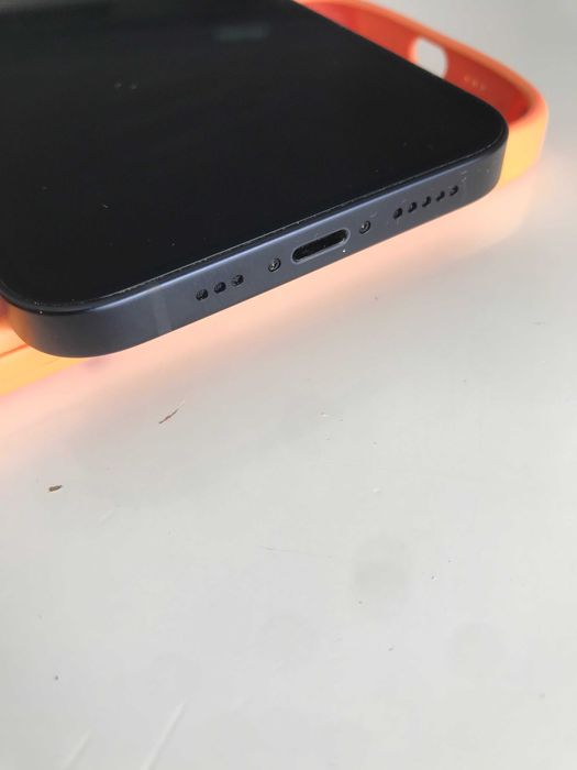 iPhone 12 256 GB Black, excellent condition, case included.64284528784257121