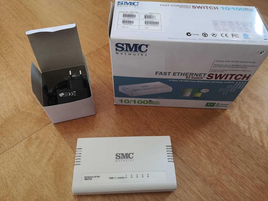 Switch Ethernet SMC 5 portas SMCFS5