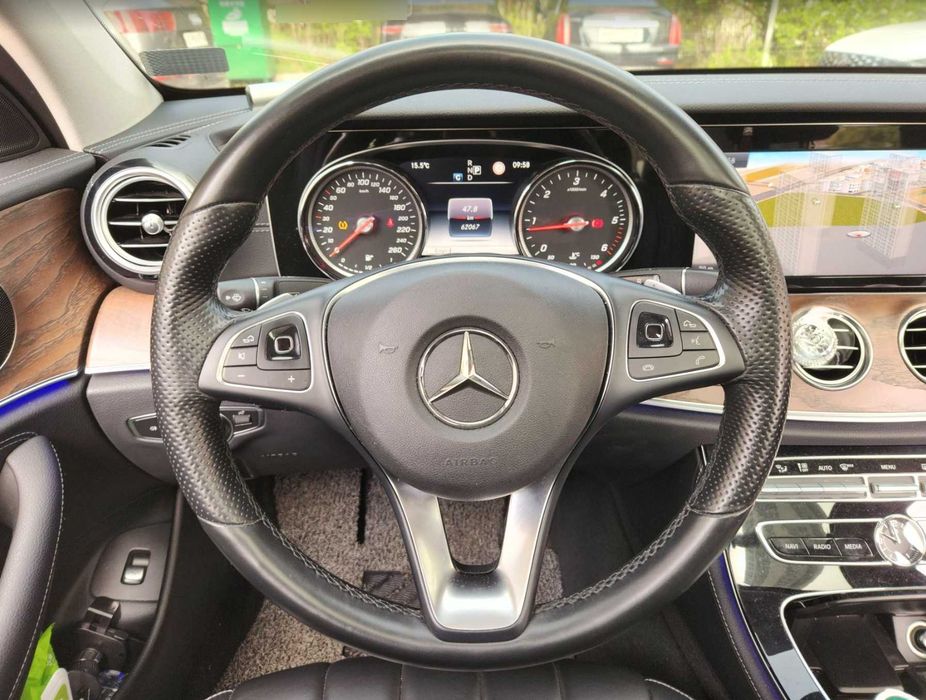 Mercedes E Class (W213) E220d Exclusive можна с ПДВ
