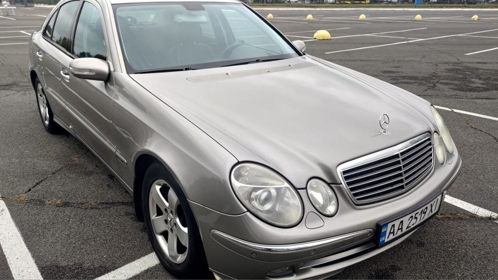 Мерседес 211 ,3.0