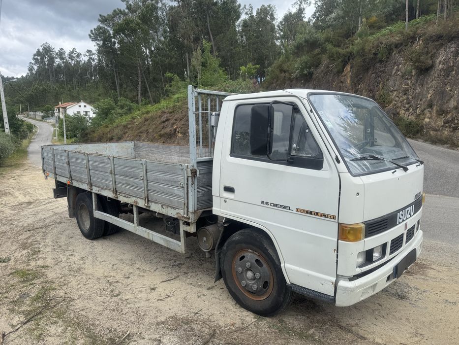 Isuzo nkr diesel