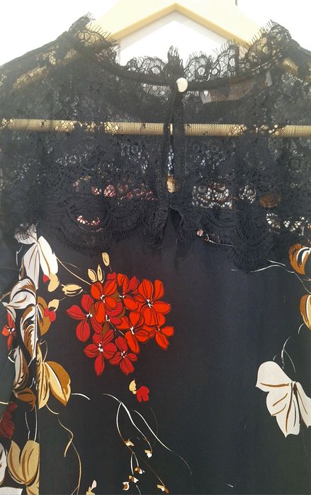 Bluzka Rinascimento kwiaty r. XL