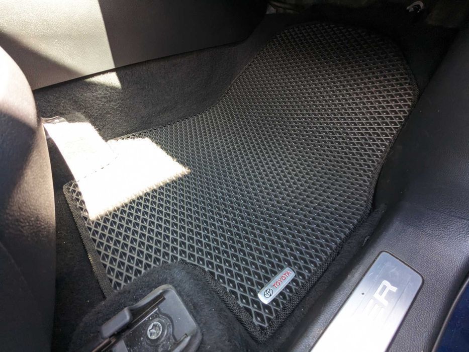 3Д лапа ЕВА коврики Toyota Land Cruiser\Highlander\Matrix\Previa\Prius