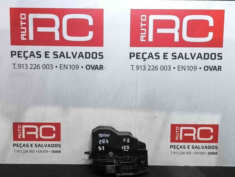 Fechadura / Fecho Porta Frente Esquerdo BMW 1 (E87) ano 2009
