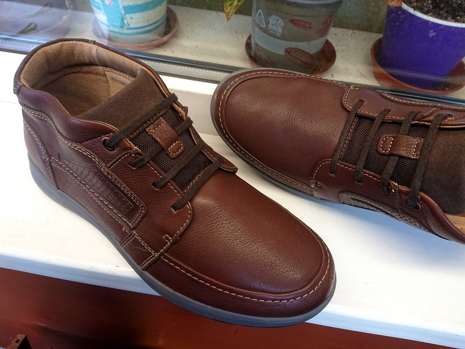 Очень  легкие и удобные   ботинки " CLARKS ® Unstructured " ОРИГИНАЛ 45 р.