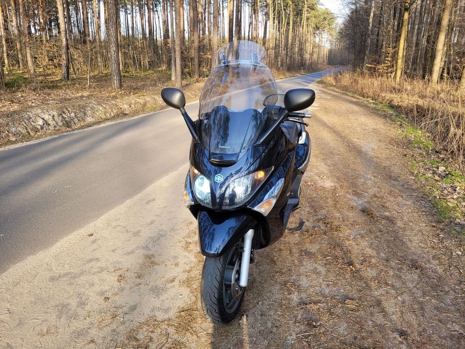 Piaggio Xevo Piaggio X-evo 125 Xevo 125 doinwestowany przeserwisowany FILM YouTube