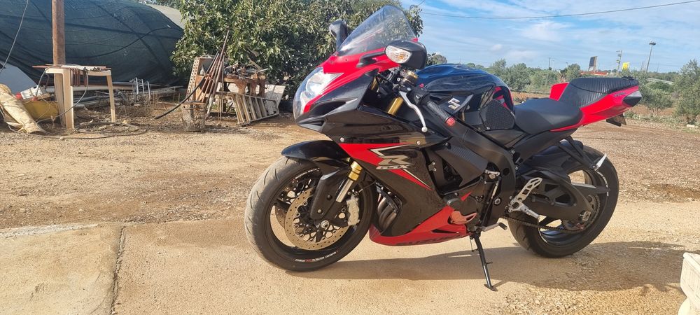 Suzuki GSXR 750 L4 yoshimura edition