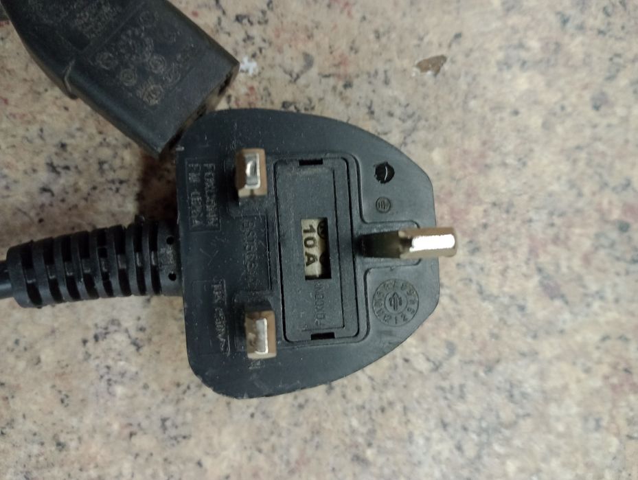 Сетевой кабель питания