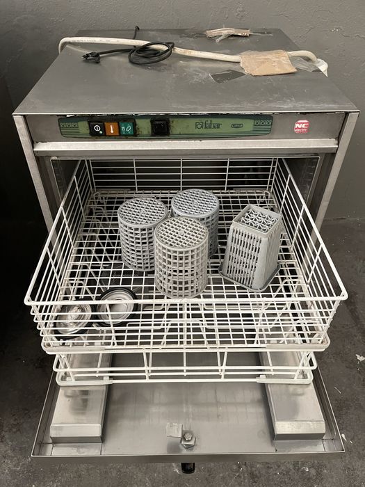 Máquina de Lavar Louça Industrial Fagor – Trifásica