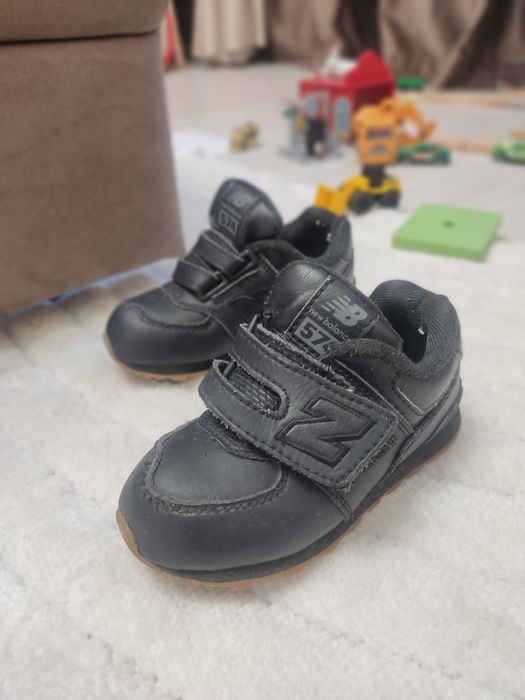 Дитячі шкіряні кросівки new balance 574 25(14.5) оригінал