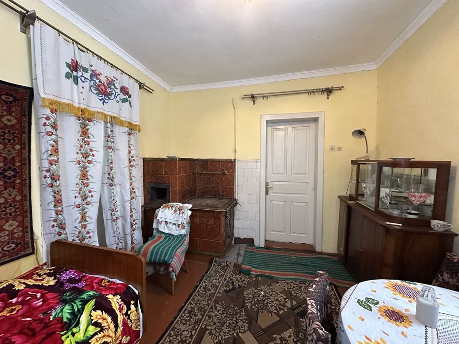 Продається будинок  поблизу м.Стебника (с.Доброгостів)