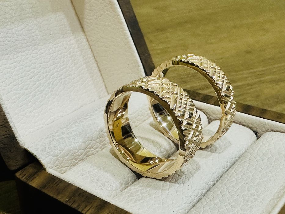 Обручальные кольца 585