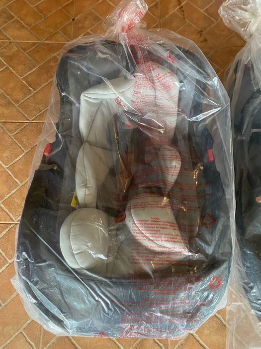 Carrinho de bebé Pierre Cardin