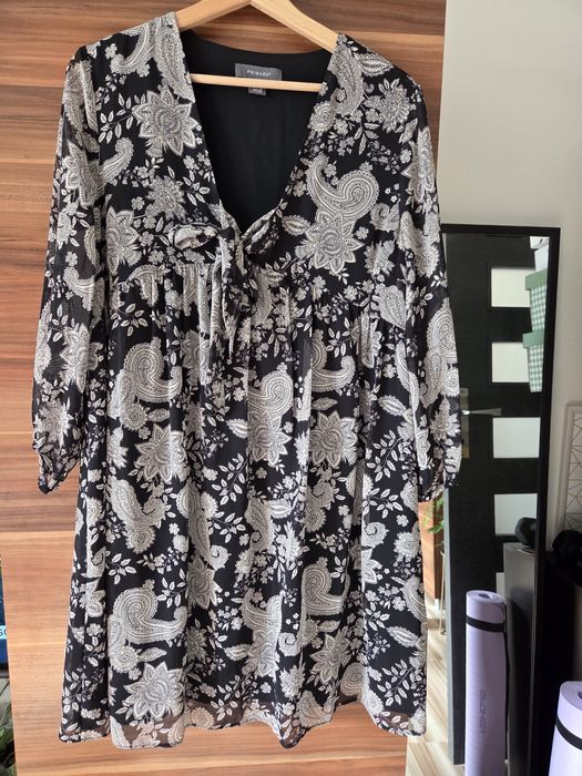 Elegancka sukienka Primark