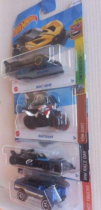 Conjunto de 4 hot wheels