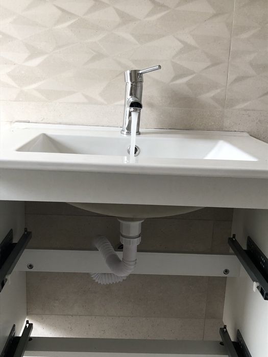 Serviços  de picheleiro / canalizador / Desentupimentos