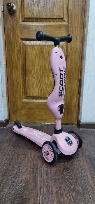 Продам  детский  самокат-беговел  scoot and ride