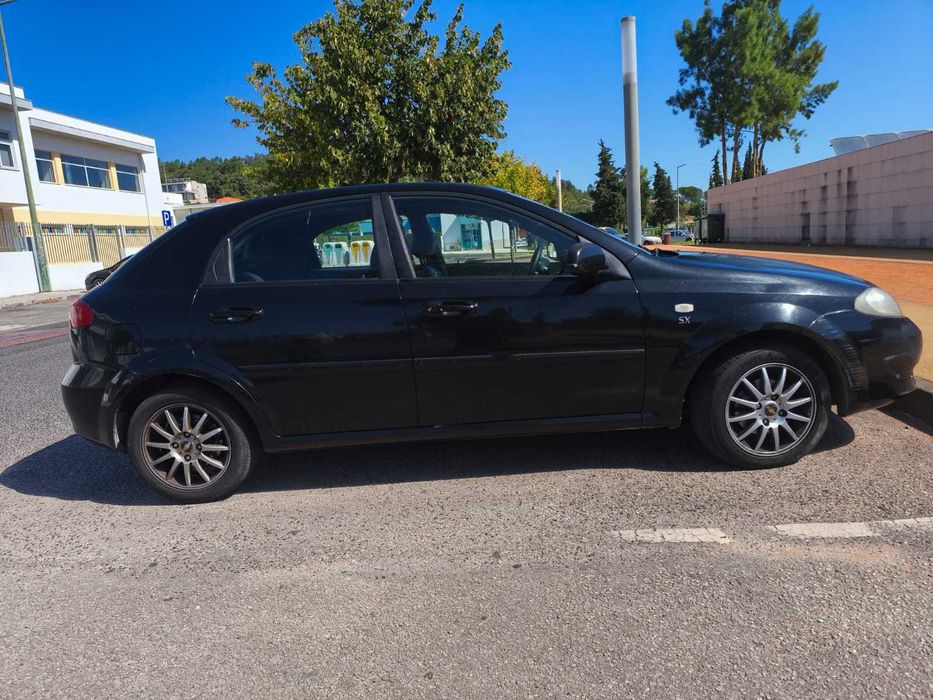 Chevrolet Lacetti 1.4 GPL (2005) – Económico, Familiar/Espaçoso (Gasolina e GPL)