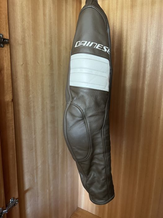 Casaco Dainese estilo retro