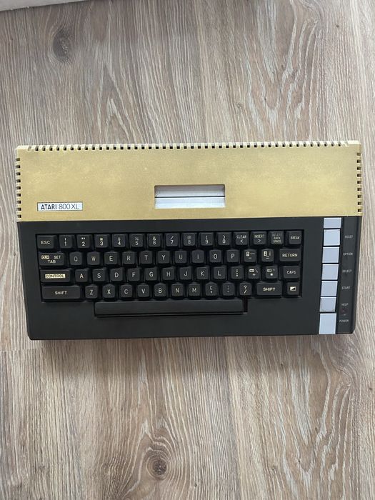 Atari 800XL BOX