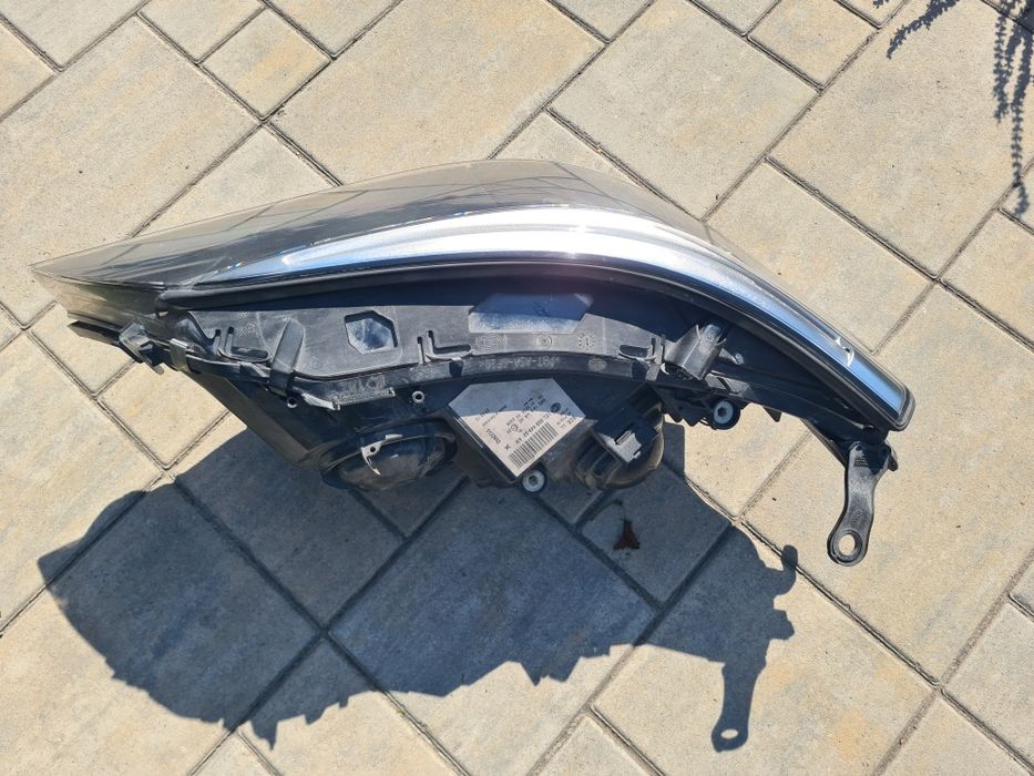 Przednia prawa lampa H7 BMW 5 E60 sedan E61 kombi po liftingu 2007-2012r