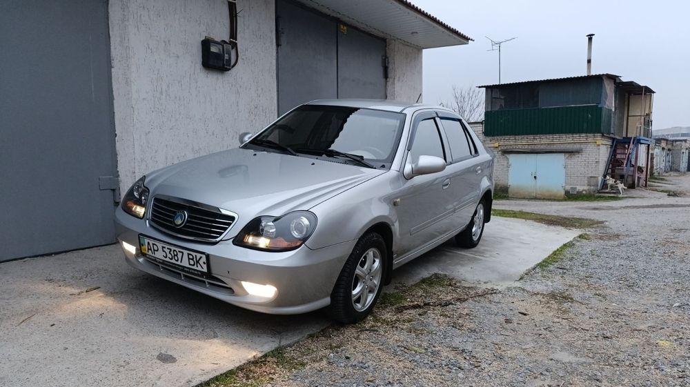 Продам свой автомобиль без ржавчины и крашеных деталий