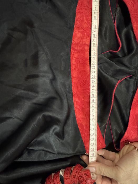 Випускна вечірня чорна сукня