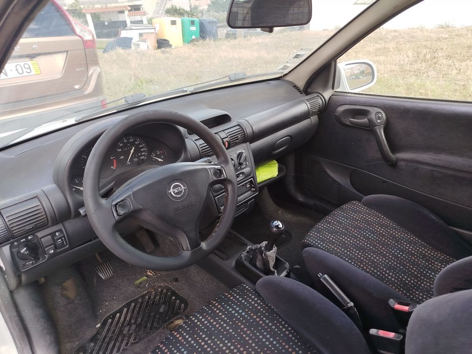 Opel Corsa 1.5 TD Motor Isuzu