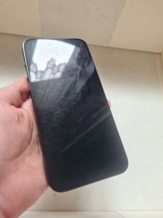 Iphone 15 pro max 256Gb 83% Black