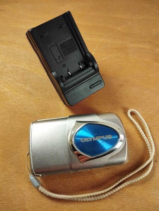 Olympus mju 300 - Câmera Digital Compacta