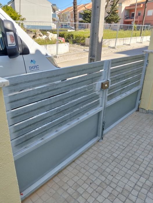 FS serviços de serralheria Reparações.