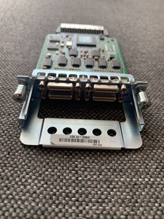 Модуль Cisco WIC-2T/HWIC-4T V01 4Port