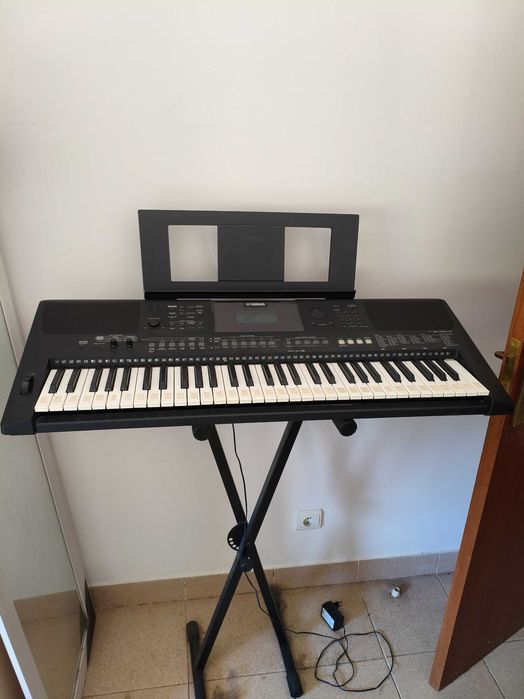 Piano/teclado + stand