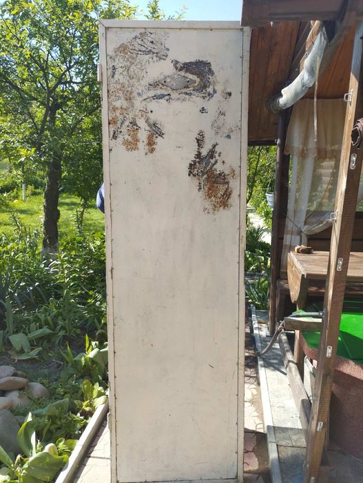 Двері без лутки дерев'яні 2.00 на 0.60 см.б.в часів СССР.