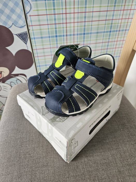 Nowe sandalki r25 cocodrilo