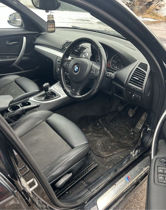 błotnik zderzak m pakiet maska progi koła BMW e87 Black sapphire