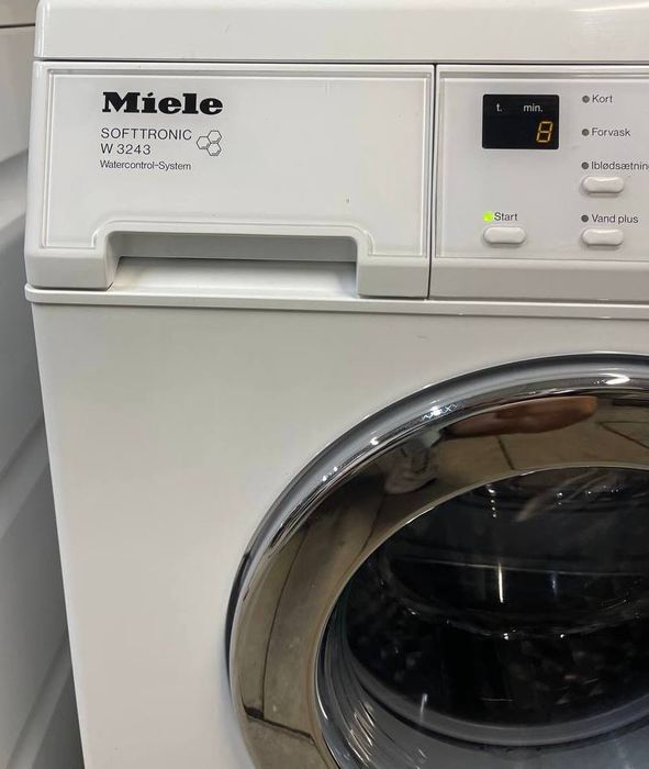 Пральна машина Miele